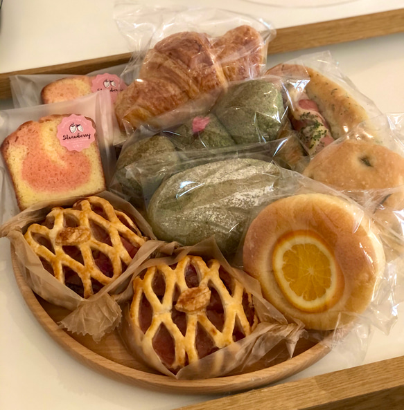 春のパン&焼き菓子セット 1枚目の画像