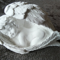 リリー・エデン サシェ 「天使」 アロマストーン 石膏アロマストーン 2枚目の画像