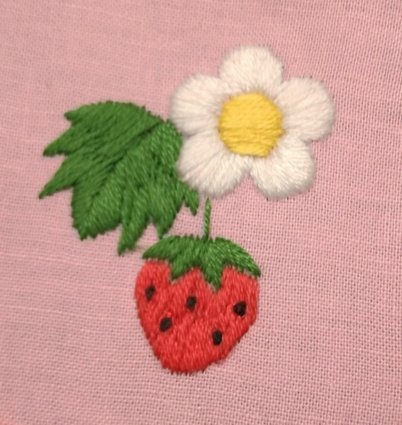 刺繍 苺の様な可愛い刺繍 着丈165.5 紋無し 付下げ 正絹 AK-7009 付下げ 絞りに染め 可愛い刺繍 着物 正絹 一つ紋 RK-6022 - メルカリ