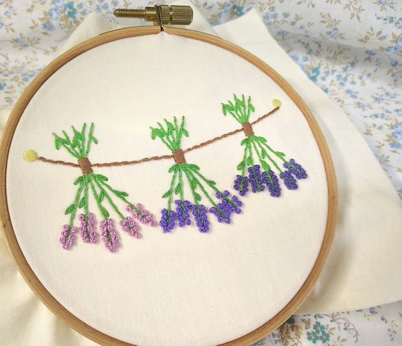 クロスターバン　(1295)ラベンダー　ハート刺繍 ラベンダーの刺繍02 - YouTube