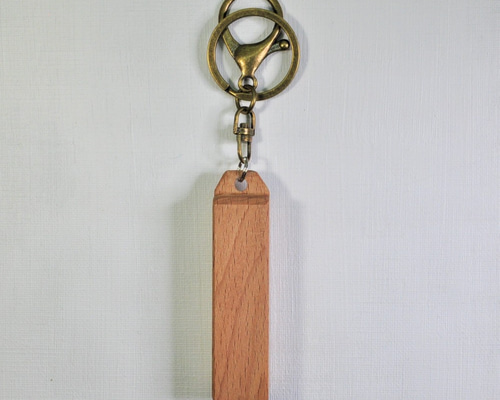 銘木のキーホルダーシリーズ：ブナ No.157 キーホルダー 彩り