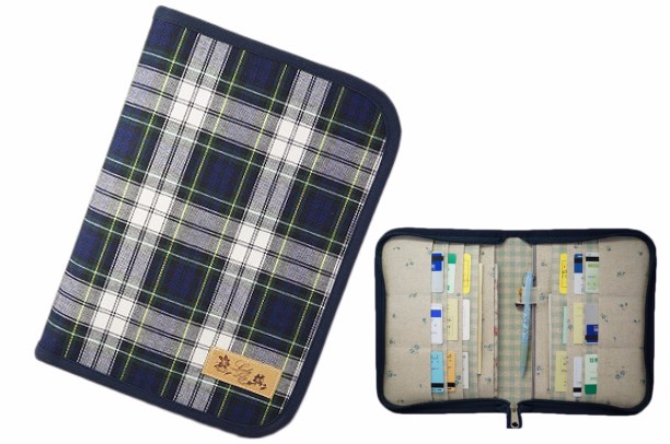 母子手帳ケース L ラウンドファスナータイプ タータンチェック 青 （A5サイズ母子手帳対応）　☆２人分収納可能☆