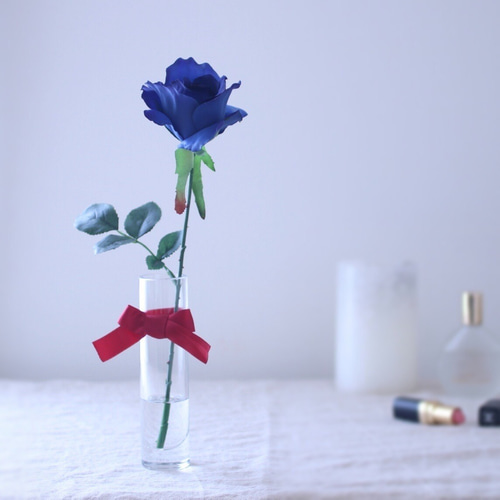 水換え不要）プレゼントにもオススメ！白バラの一輪挿し 一輪挿し