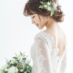 ホワイトローズとグリーンナチュラルブーケ〜natural taste wedding dress〜 6枚目の画像