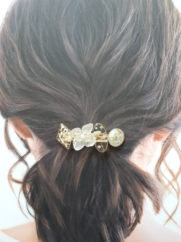 ▫️Creema限定リンクコーデ▫️ White flowers barrette&ヘアゴム 5枚目の画像