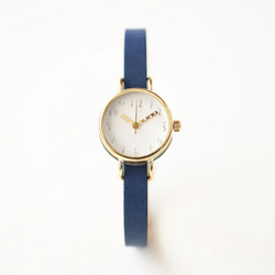 クルチュアン_02 | シンプルなハンドメイド腕時計　ベルト：インディゴ 1枚目の画像