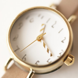 クルチュアン_03 | シンプルなハンドメイド腕時計　ベルト：サンドベージュ 3枚目の画像