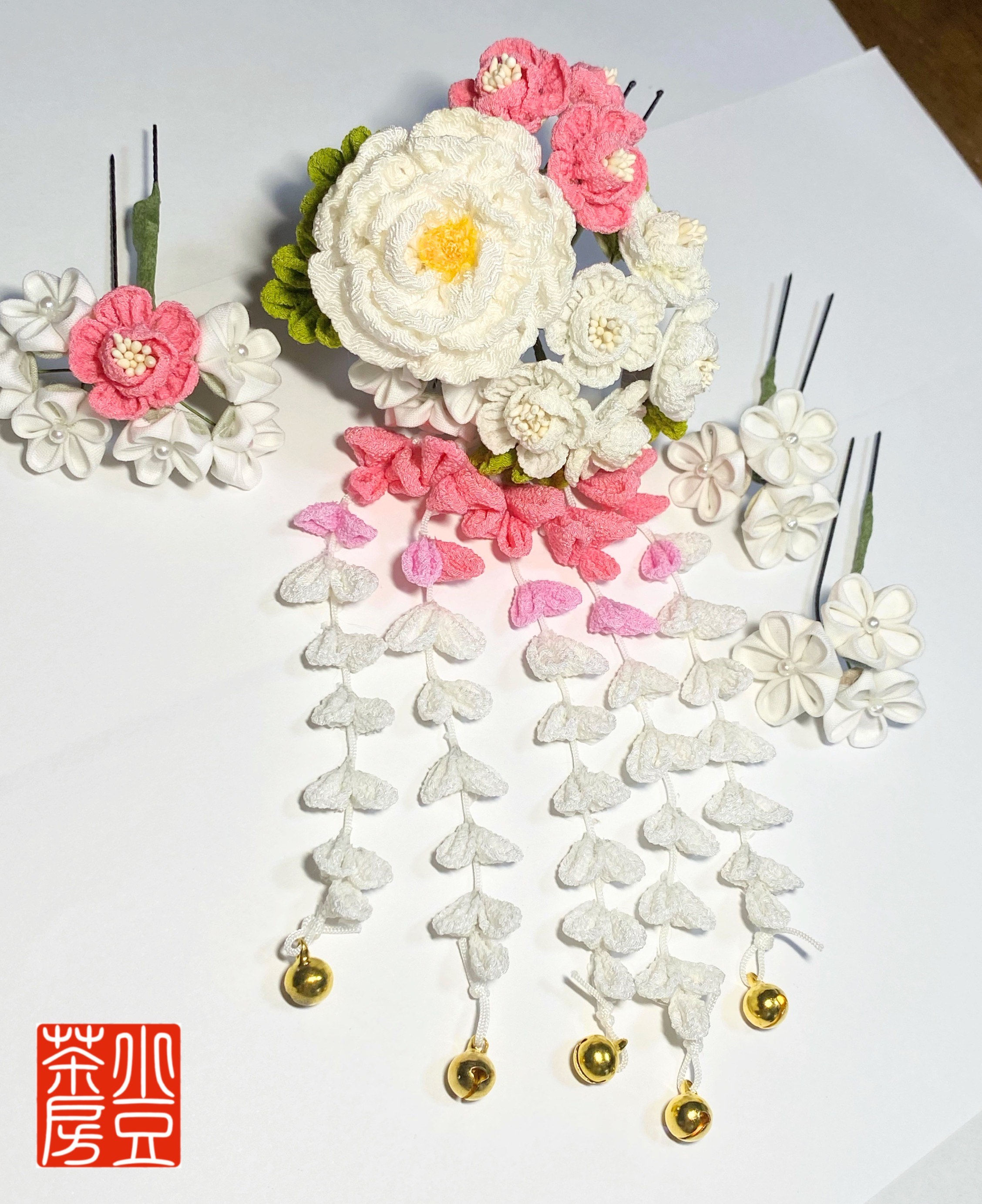 ✿つまみ細工簪@kanzashi flower 桃色と白花（ピン3本&さがりセット