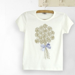 【再販】シロツメ草の花束Tシャツ 1枚目の画像