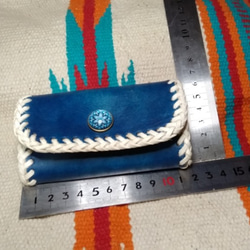 【送料無料】手染めレザーキーケース　ヌメ革仕様　青　ブルー　飾り　ボタン　かがり縫い　 7枚目の画像