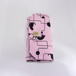 ネコ柄のカードも入る4連キーケース（ピンク） 1枚目の画像