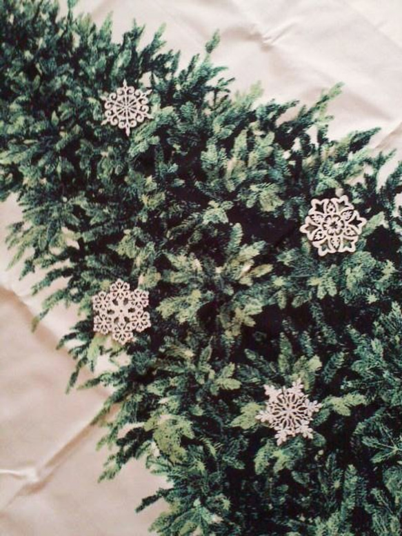 雪の結晶※クリスマスツリーオーナメント、木製スノー5個*北欧風*タペストリー、コースターにも 3枚目の画像