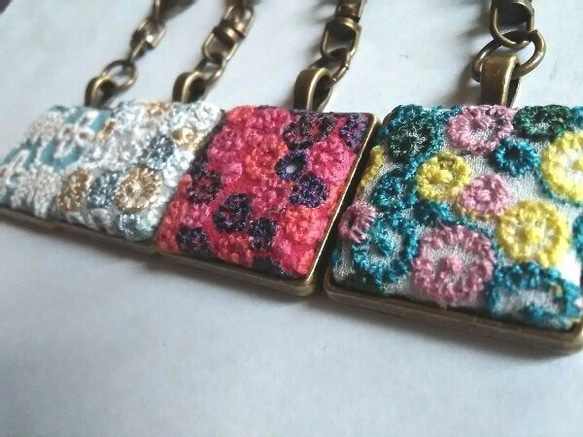 ミナペルホネン生地 beads garden*キーホルダー*キーリング チャーム★ギフト☆プレゼント 7枚目の画像