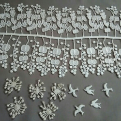 ミナペルホネン　☆ アネモネ　花　♪ フォレストパレード　ブローチ　♪  北欧 ミナペルホネン ☆ アネモネ 花 ♪ フォレストパレード ブローチ