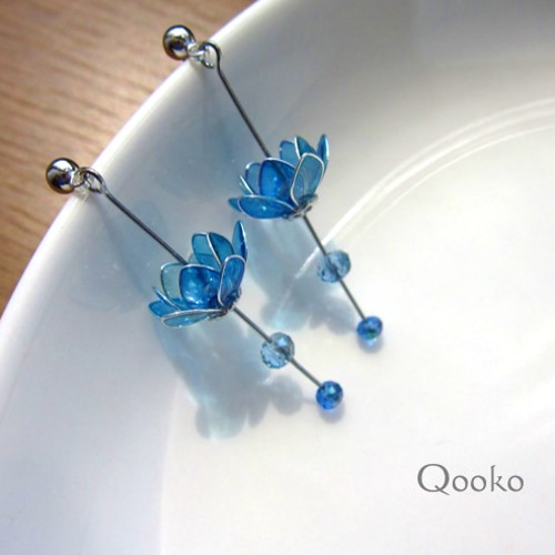 ✨蓮の花✨ イヤリングorチタンピアス（有料） セミオーダー蓮の花ピアス・イヤリング | TEGE