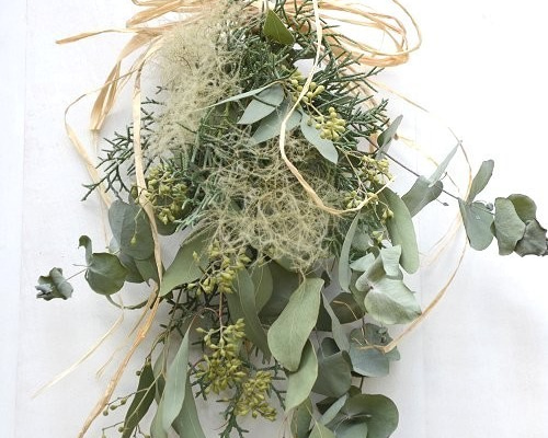 週末お値下げ☘️ユーカリポポラスベリー★ドライフラワースワッグ☘️32am 季節のドライフラワースワッグ ポポラスベリーとスターチス