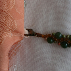 天然石の羽織紐【ネフライト&ユナカイト】天然石とビーズを使用　らせん状の個性的な羽織紐 3枚目の画像