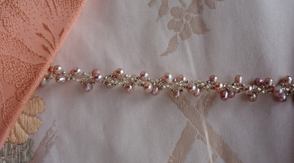 淡水真珠の羽織紐　淡水真珠とビーズを使用　らせん状の個性的な羽織紐 4枚目の画像