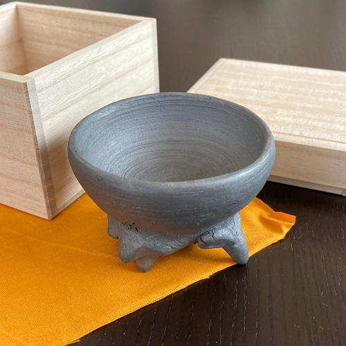 お正月に魔除け酒器 ◇鬼瓦のお猪口 おにちょこ◇ 本物の瓦製 手びねり