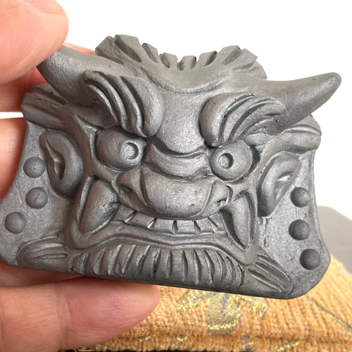 鬼瓦のミニチュア】デスクや玄関の魔除けに 精巧な作り込み そして本物