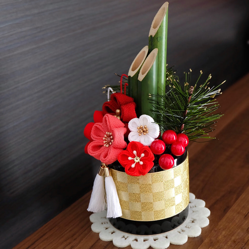 送料無料＊つまみ細工のミニ門松【梅】 しめ縄・しめ飾り pöllö 通販