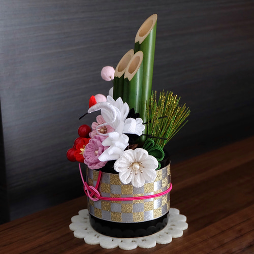 送料無料＊つまみ細工のミニ門松【華鶴】 しめ縄・しめ飾り pöllö 通販