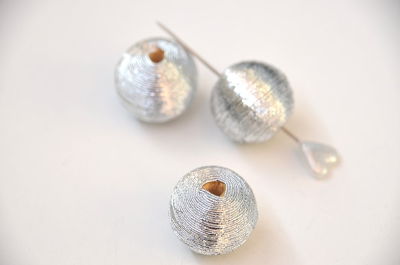 ◆全品送料無料◆metalic cord ball beads　シルバーカラー コードボール ビーズ 2枚目の画像