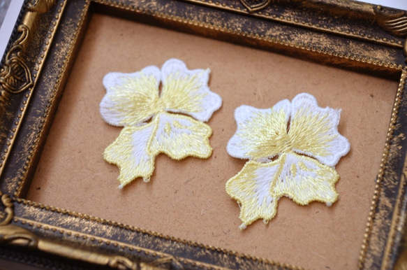 ◆全品送料無料◆Tropical flower イエロー お花のモチーフ 刺繍ワッペン風 4枚目の画像