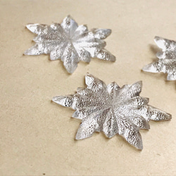 ◆送料無料◆snowflake cabochon デコパーツ　ホワイトシルバー 3枚目の画像