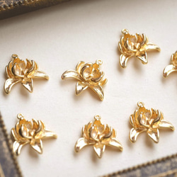 ◆送料無料◆Gold Lotus charm　蓮の花のコネクターチャーム 4枚目の画像