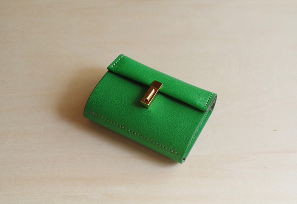 <高級革>フランスレザー使用コンパクト財布（グリーン） 4枚目の画像