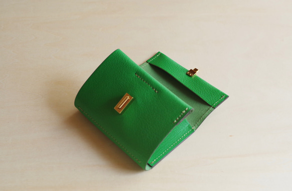 <高級革>フランスレザー使用コンパクト財布（グリーン） 6枚目の画像