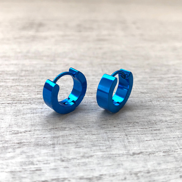 アレルギー対応！刻印出来ます ステンレス製 フープピアス 青 ブルー