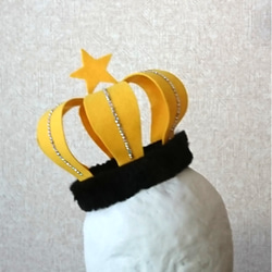 星のフェルトクラウン　　王冠帽子 1枚目の画像