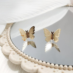 イヤリング ノンホールピアス 人気  痛くない ゴールド 蝶々 バタフライ 上品 華奢 小ぶり 大人 樹脂 イヤリング 9枚目の画像