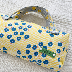 シマエナガ刺繍の横長バッグ　バッグインバッグ　メイク・コスメポーチ　BOXポーチ　刺繍　バッグ 3枚目の画像