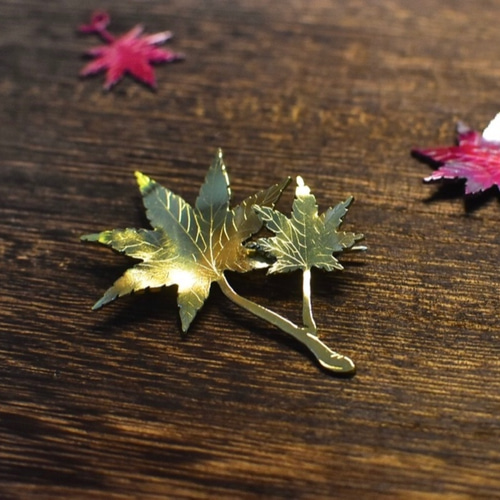 SV925季節感じる紅葉ブローチ
