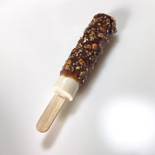 チョコアイスバー☆ナッツ&クランチ、ミニチュア食品サンプル