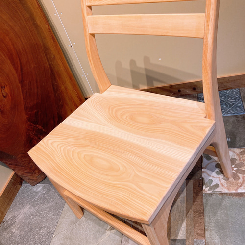 京都府産ひのきの ゆったり座れる椅子 背もたれ付き無垢材チェア 木製