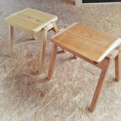スタッキング　スツール　　　　　　　　　　　　　　　　京都府産材使用　無垢材椅子 5枚目の画像