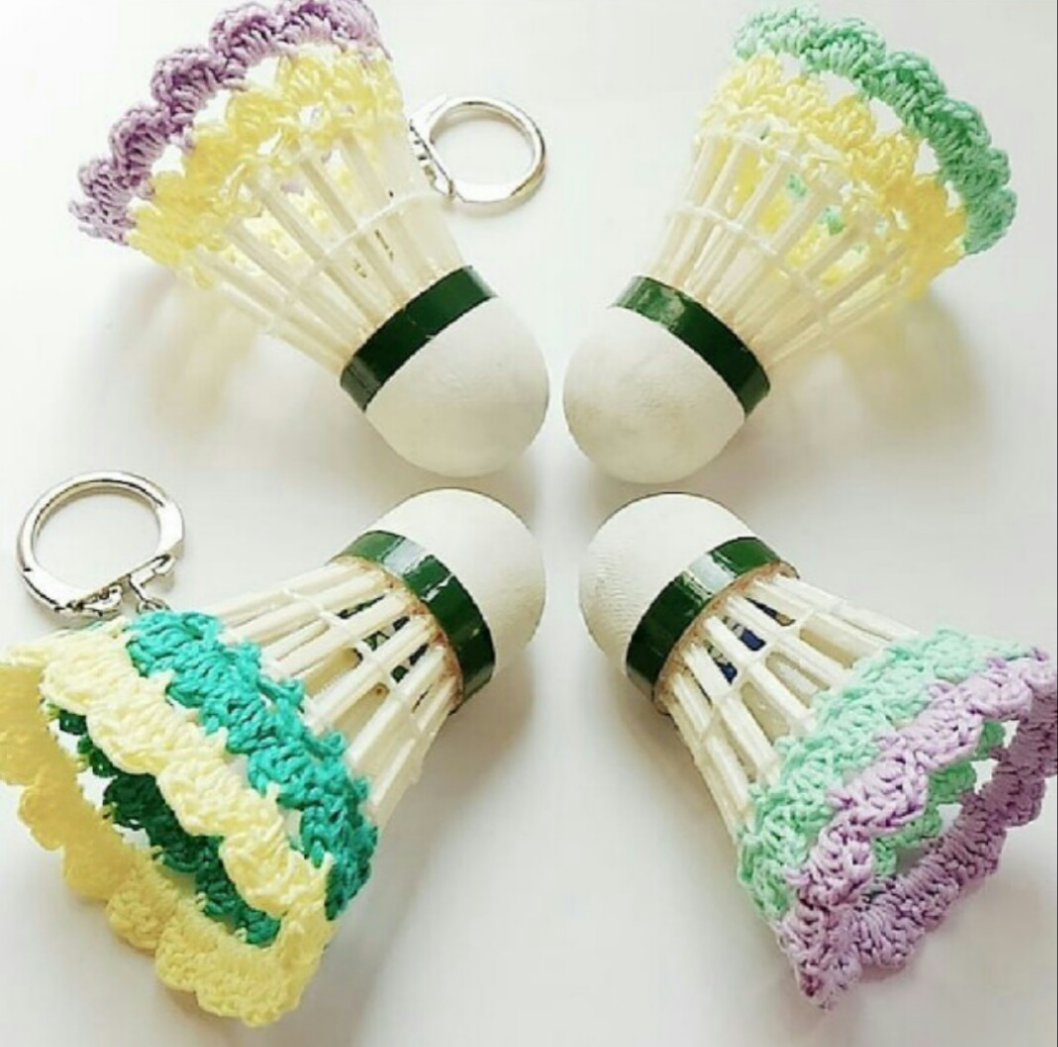 【美品】 バドミントン シャトル キーホルダー その他アクセサリー umbel シャトル