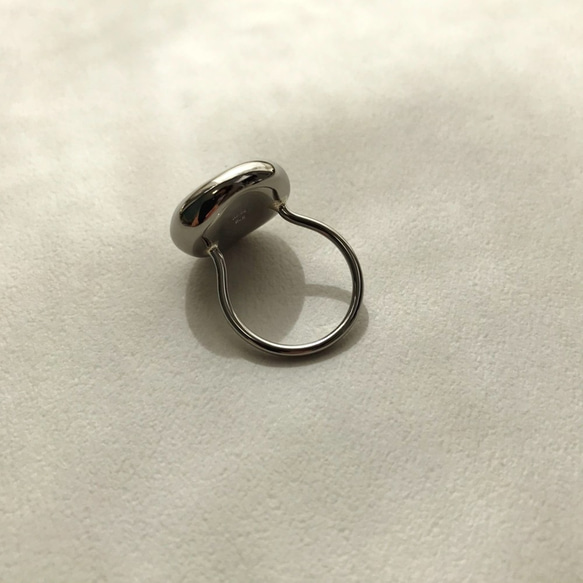 白玉のようにぷるんとしたモチーフリンク~shiratama stainless ring~ 2枚目の画像