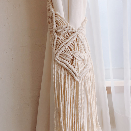 マクラメ　カフェカーテン　フェザータッセル２個付き マクラメ カフェカーテン フェザータッセル2個付き マクラメカフェ