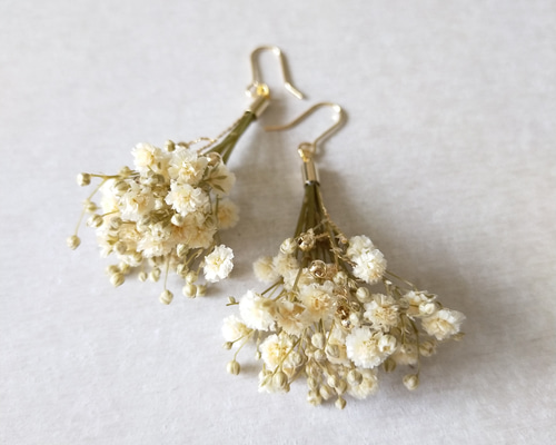 えっぴーさん専用♡かすみ草と蝶々 ピアス イヤリング 1_9df454f3bb5b6e59888e594c06b4
