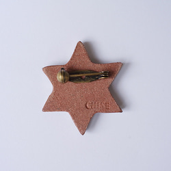 星の陶製ブローチ(小／水玉) 4枚目の画像