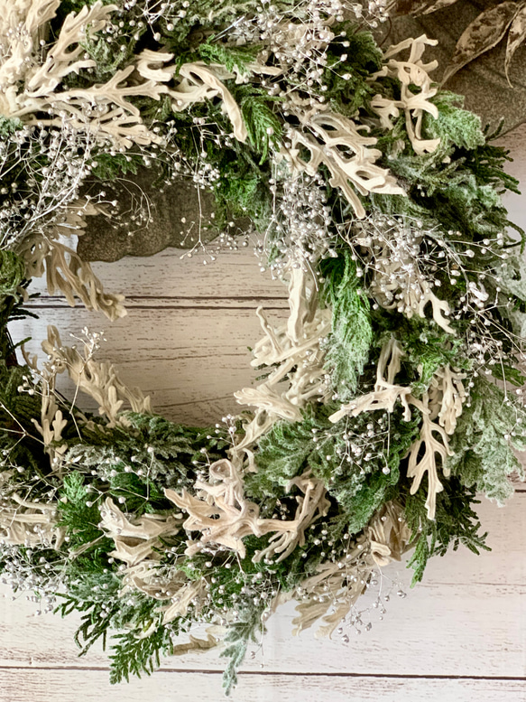 早割「Creema限定クリスマス2021」ホワイトシルバーリース　玄関　インテリア　プレゼント 5枚目の画像