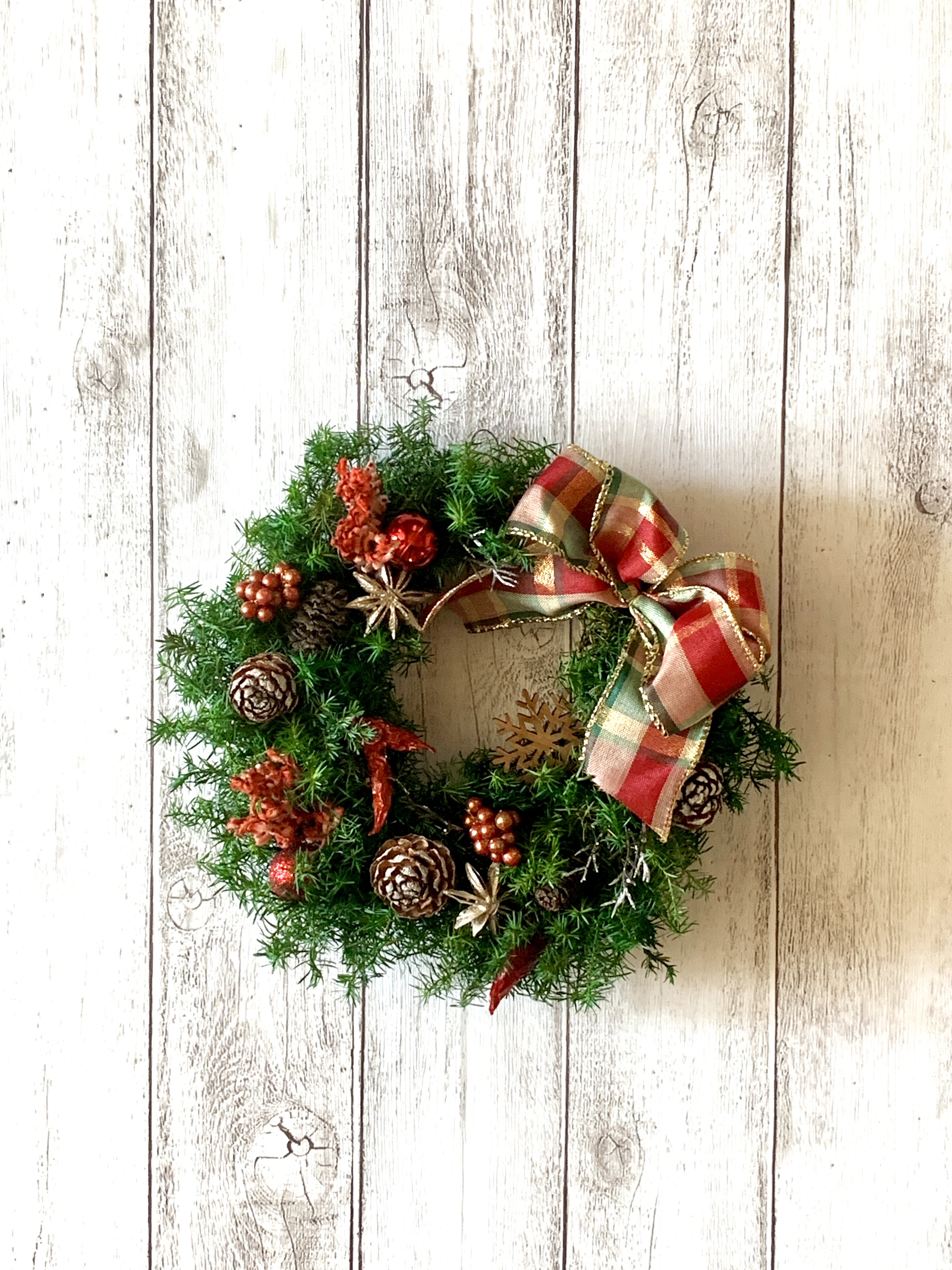 チェックリボンの小さいクリスマスリース クリスマス 玄関
