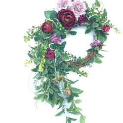カーネーションとバラのフェミニンなリース　　インテリア　プレゼント　壁飾り 8枚目の画像