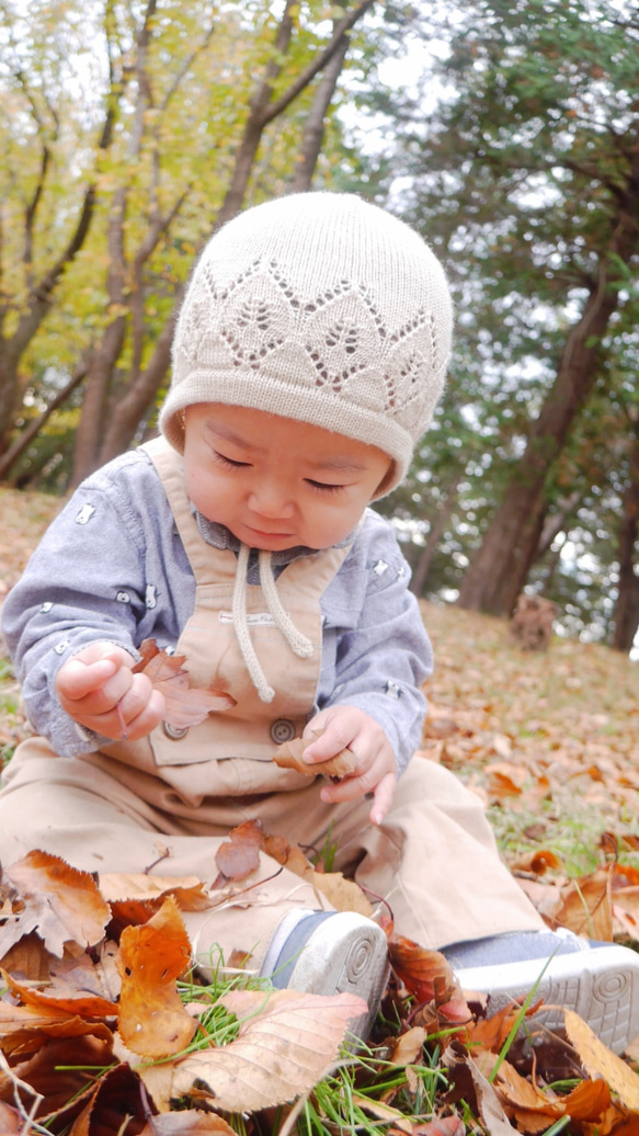 【受注制作】'Hazel' 極細メリノウール ボンネット (ソフトベージュ) ニット帽 ♡ 赤ちゃん帽 ♡ 3枚目の画像