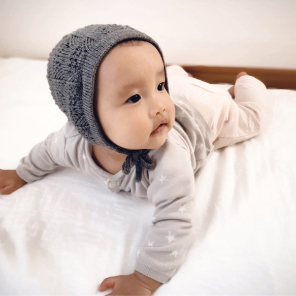受注制作】'Fern' 極細 メリノウールのボンネット(グレー) ニット帽
